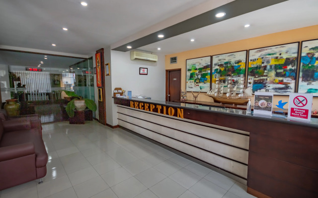 Grand Santhi Hotel