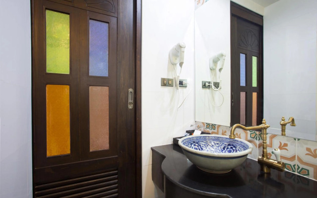 Holiday Inn Express & Suites Kingsville by IHG