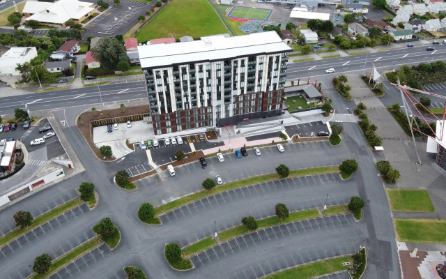 Ramada Suites by Wyndham Auckland Manukau Pacific Centre