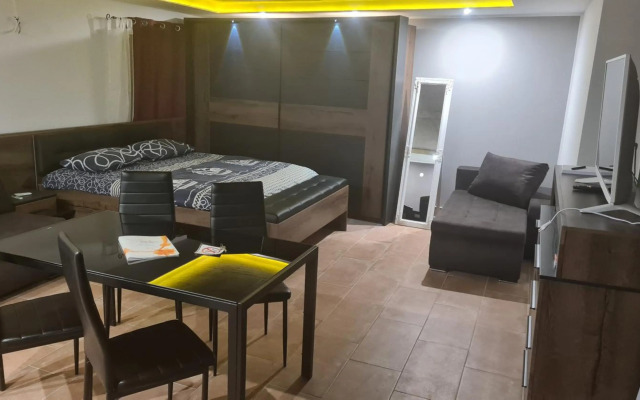 STUDIO apartment Doki