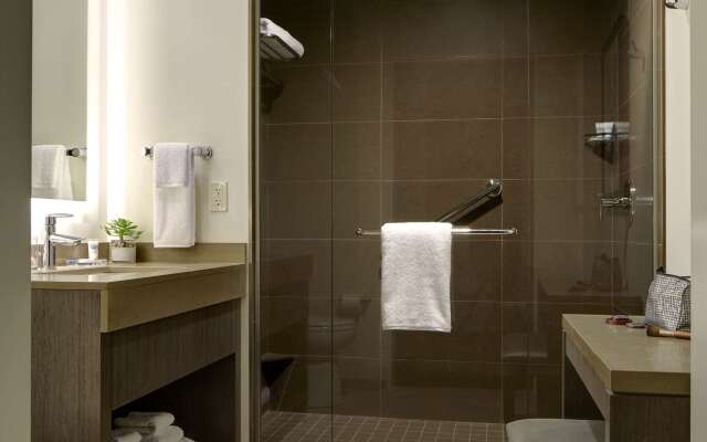 Hyatt House Indianapolis / Fishers