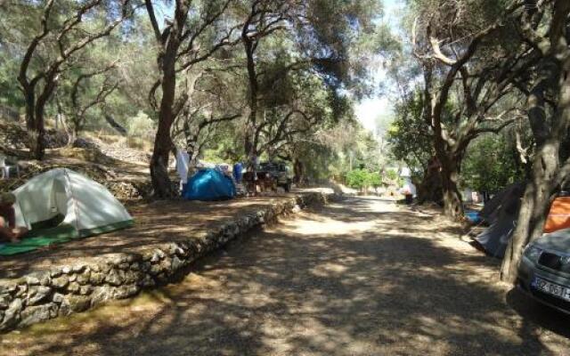 Camping Paleokastritsa