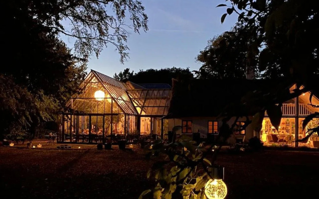 Østergård Kulter Bed & Breakfast