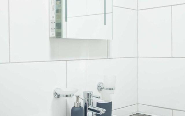 Newmarket Road Apartments (Peymans)