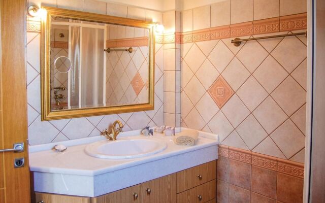 Stunning Home in Livanates With 2 Bedrooms