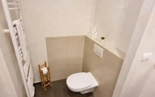 Sissi Royal Suite - Inner City 4 bedroom apartment