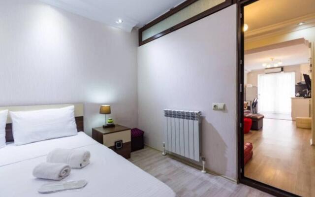 Modern 1BR In The Heart of Batumi