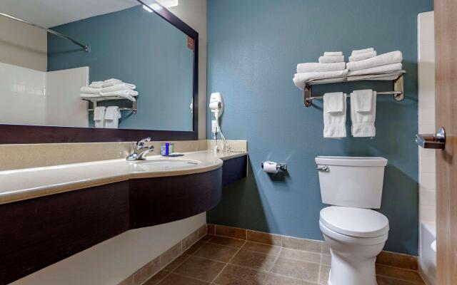 Sleep Inn & Suites Hays I-70