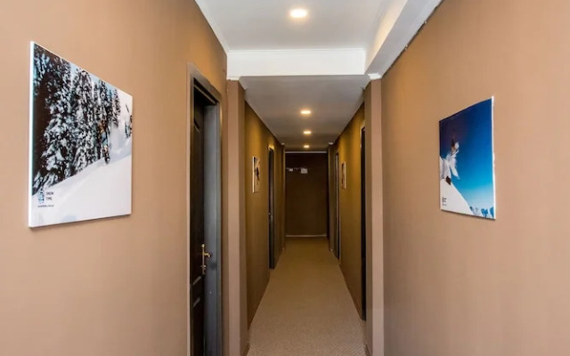 Veranda Hotel