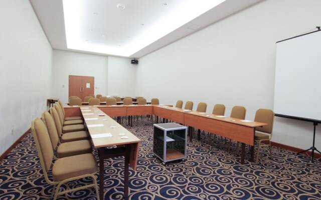 Airy Menteng Cemara 1 Jakarta