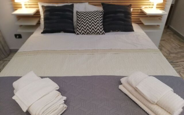 UP&B Rooms
