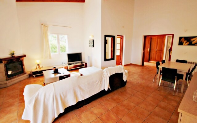 Paula - holiday home with private swimming pool in Benissa