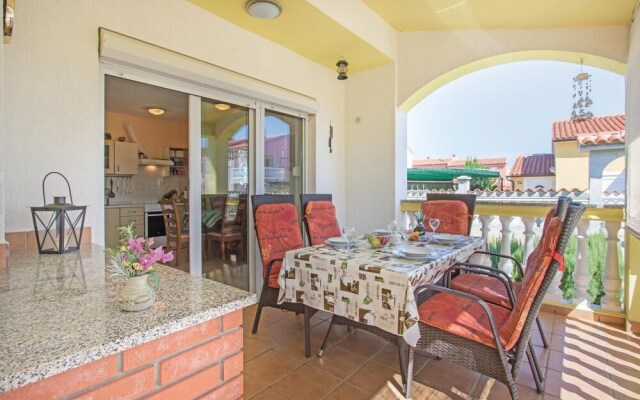 Stunning Home in Betiga With Wifi and 2 Bedrooms