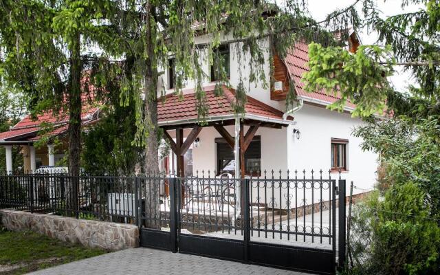 Négy évszak apartmanház