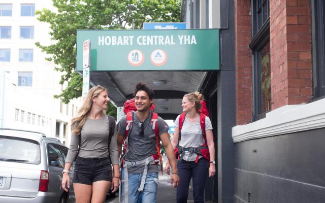 YHA Hobart Central