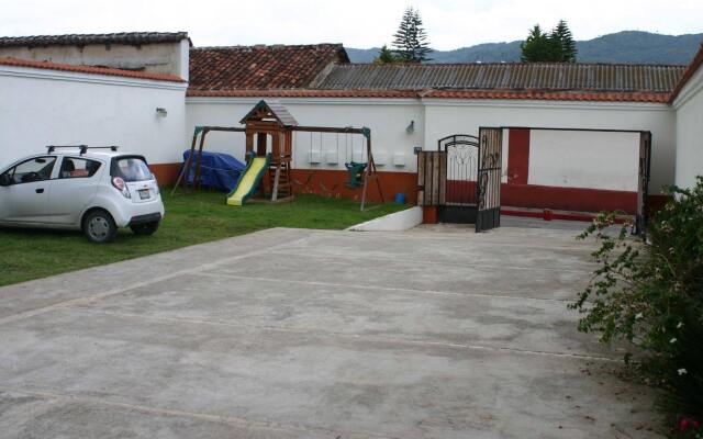 Hotel Suites Carmelita