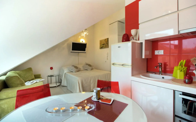 Apartments Tin
