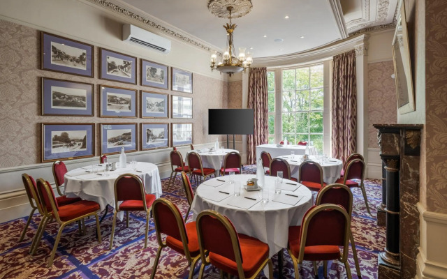 Reigate Manor