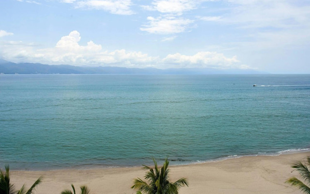 Marriott Puerto Vallarta Resort & Spa