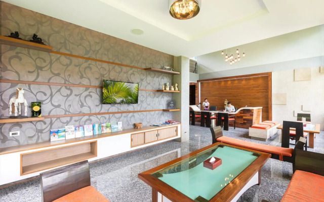 Khaolak Bay Front Resort