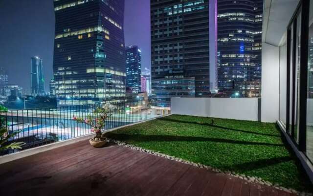 ZEN Premium Sampoerna Strategic Square