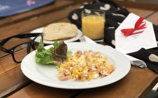 Czarna Kawka Apartments