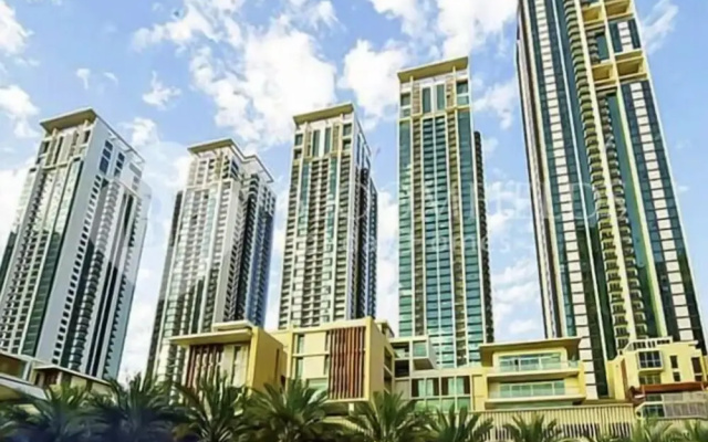 2202 Bloomfileds Modern STU Marina Heigh