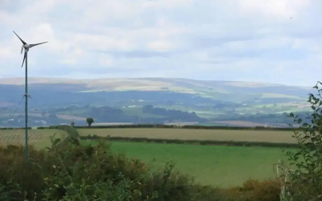 Roundhouse Yurt, Stunning Views, Totnes Dartmouth