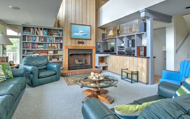 Noble Beach House