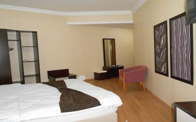 Nas Hotel