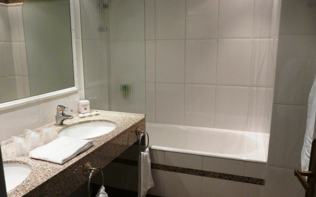 Hotel Victor Hugo Paris Kléber