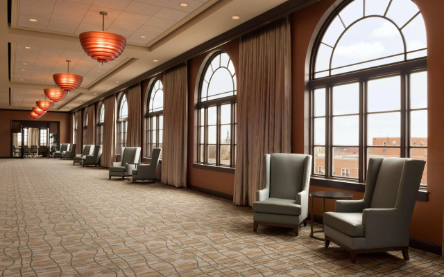 Hilton Orrington / Evanston - фото 2