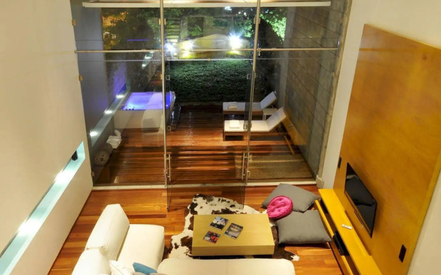 AcquaSanta Lofts Hotel