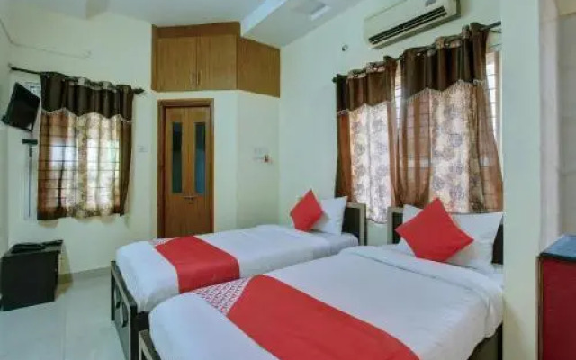 Sri Sai Suites By OYO Rooms