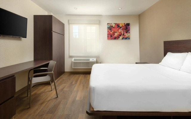 Extended Suites Mexicali Cataviña