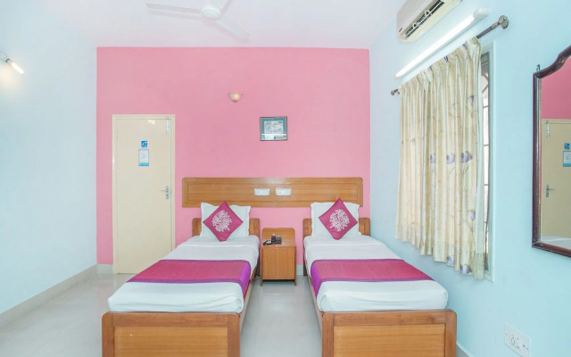 Hotel Red Carpet Residence by OYO Rooms