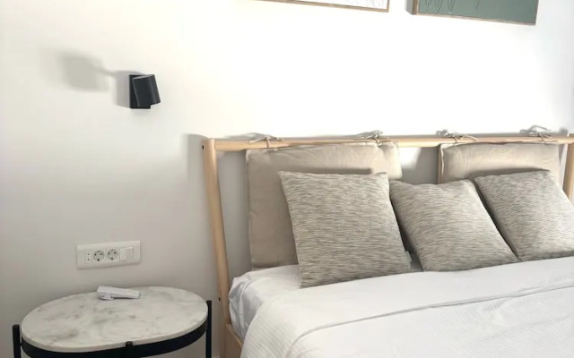 Stella's beachfront aparthotel