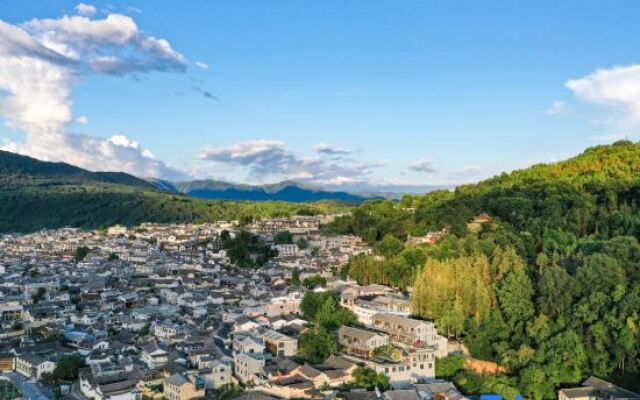 Yugui Hot Spring Holiday Hotel