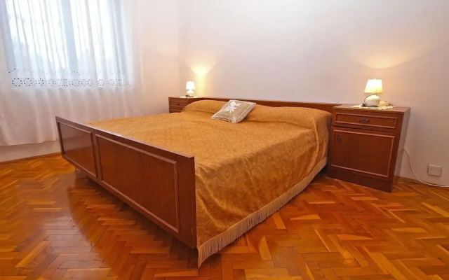 Apartment 1210