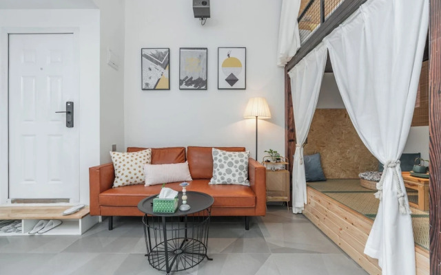 Shanghai Hills&XING 593 Homestay