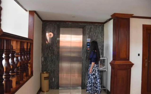 Vanne Hotel