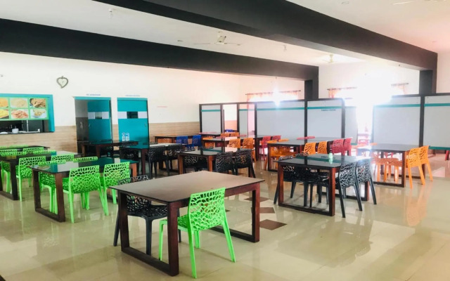 Green Valley Residency by OYO Rooms