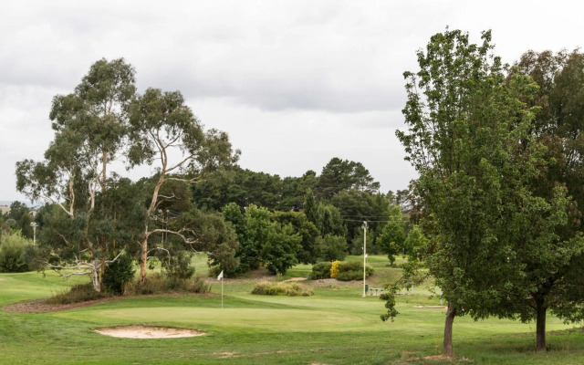 Abode Narrabundah