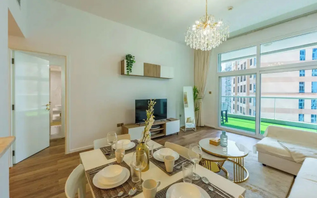 WelHome - Beautiful 1BR Apt. in Al Barsh