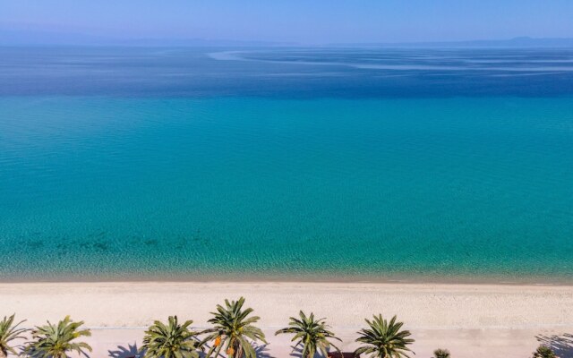 Amalthia Luxury Suites