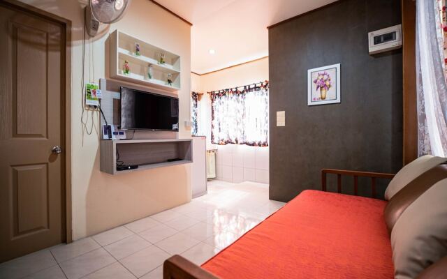 OYO 569 Aa Resort