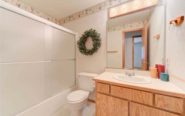 Diamond Peak Lane 12