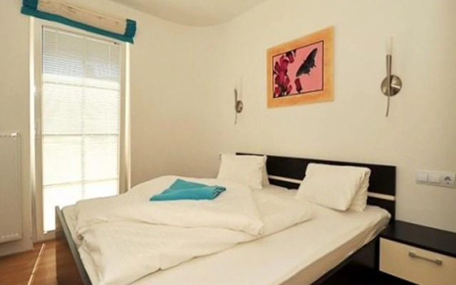 Martin - Modern - A4