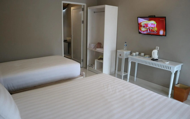 Sinom Borobudur Hotel