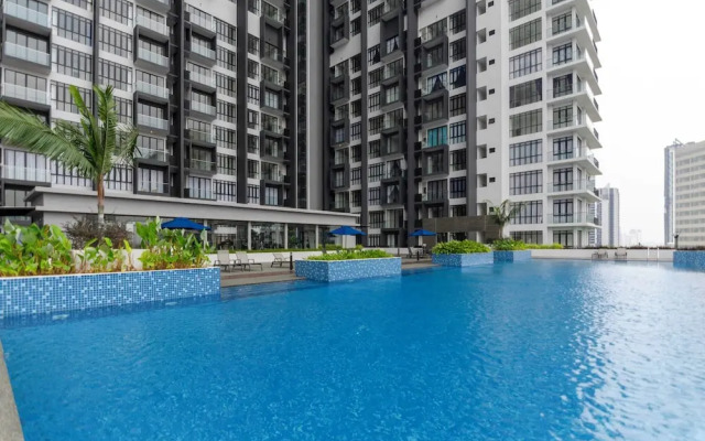 Stylish Dpristine 9 Next to Legoland Free Parking